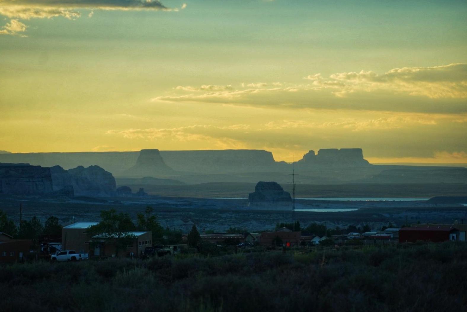 Lake Powell Sunrise Villa By Antelope Canyon บิ๊ก วอเตอร์ ภายนอก รูปภาพ
